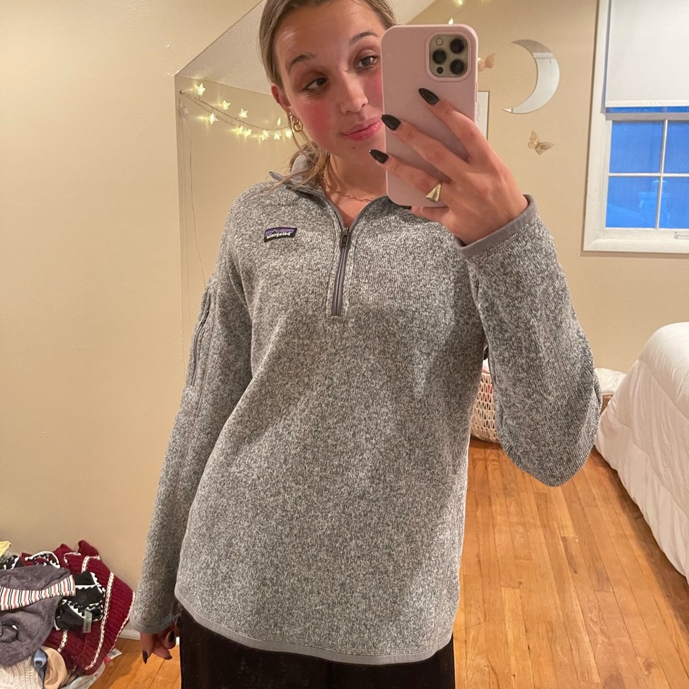 Womens grey Patagonia 1/4 zip